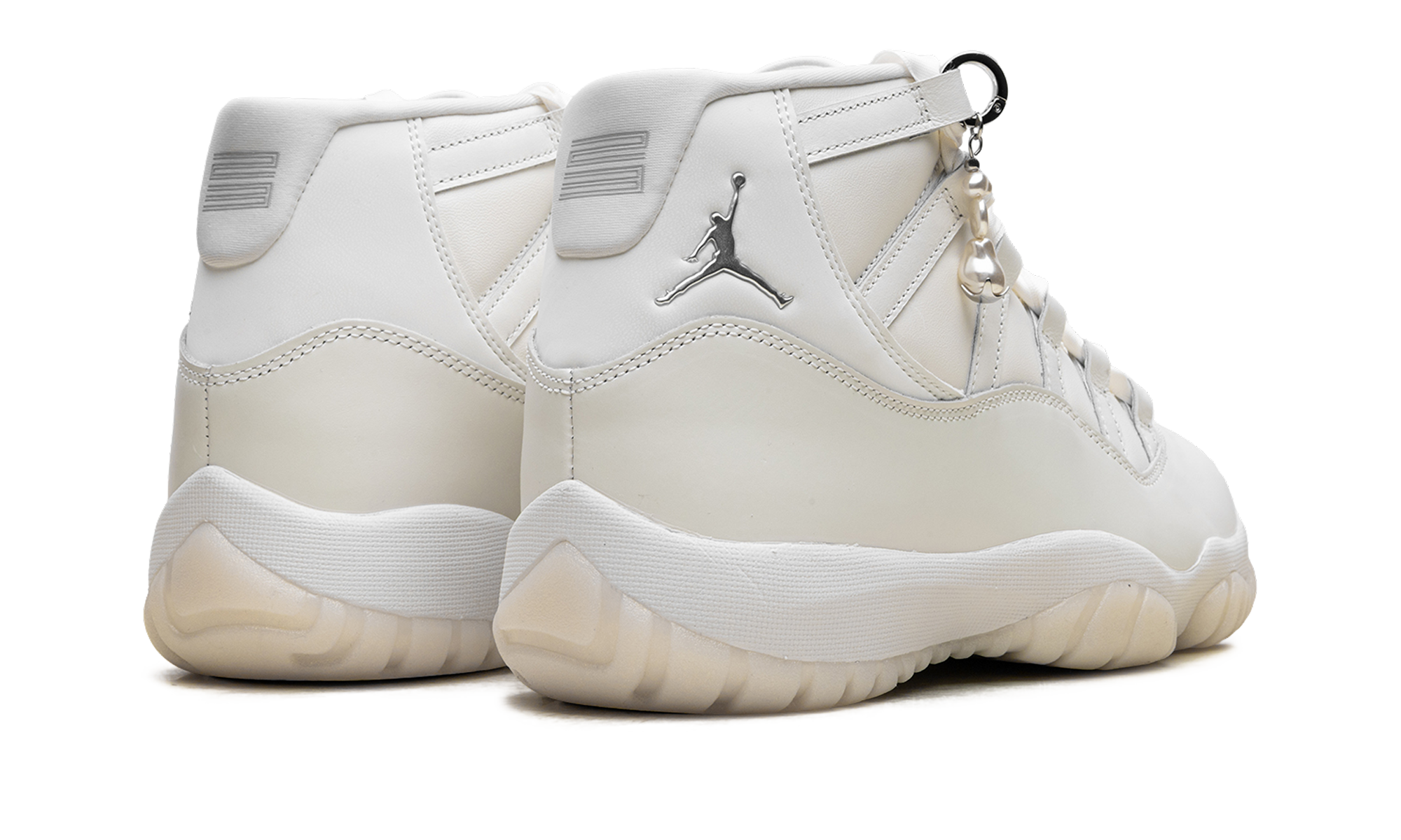 Air Jordan 11 WMNS Pearl AR0715 110