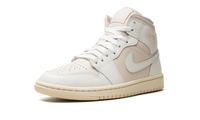 Air Jordan 1 WMNS White / Light Tan BQ6472 201