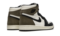 Air Jordan 1 Retro High OG Dark Mocha 555088 105