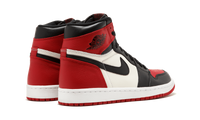 Jordan 1 Retro High Bred Toe 555088 610