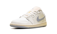 Air Jordan 1 Low WMNS White/Purple DC0774 106