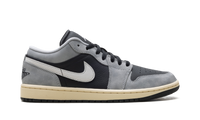 Air Jordan 1 Low SE Light Smoke Grey HQ2010 012