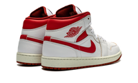 Air Jordan 1 Mid SE Dune Red FJ3458 160