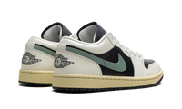 Air Jordan 1 Low WMNS Jade Smoke DC0774 001