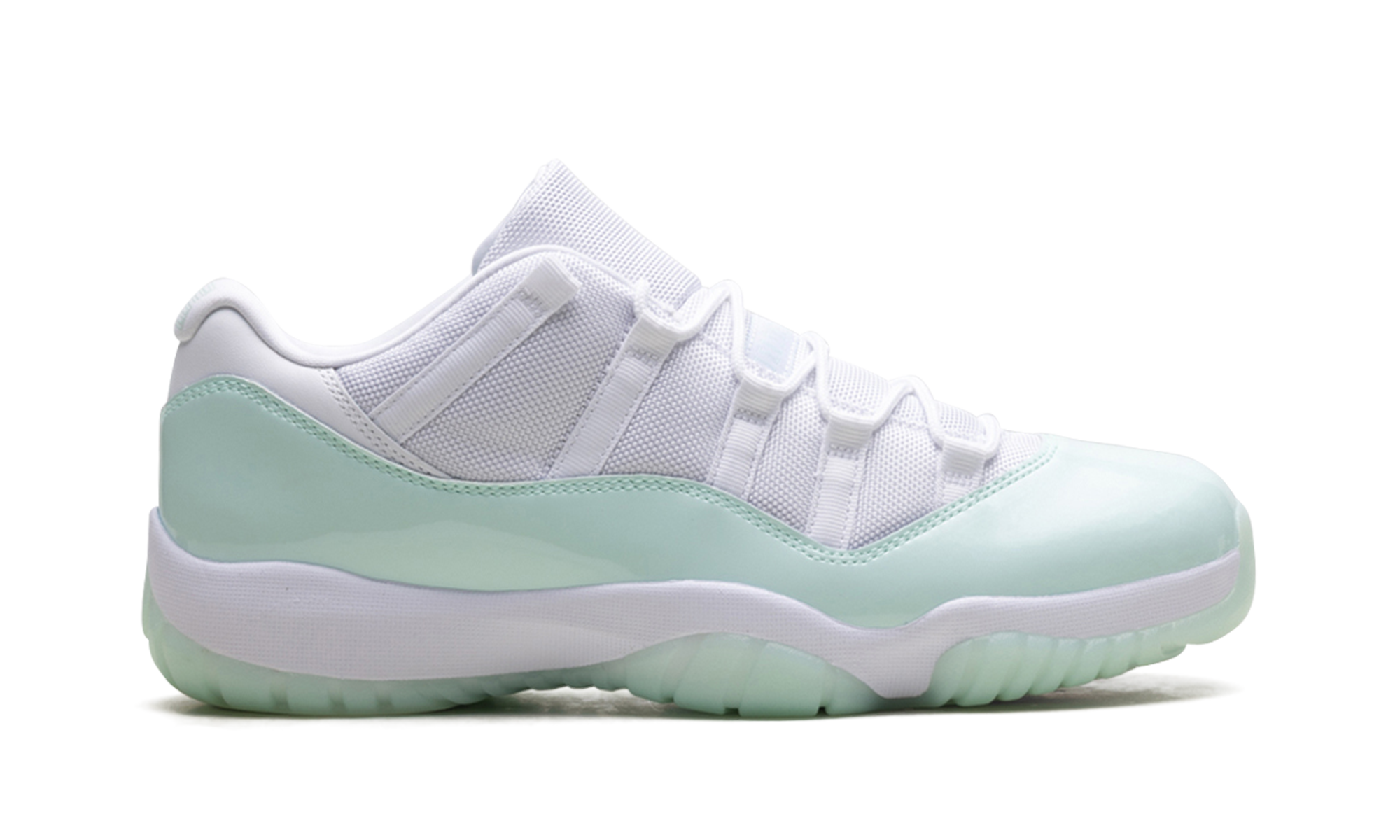 Air Jordan 11 Low WMNS Igloo AH7860 103
