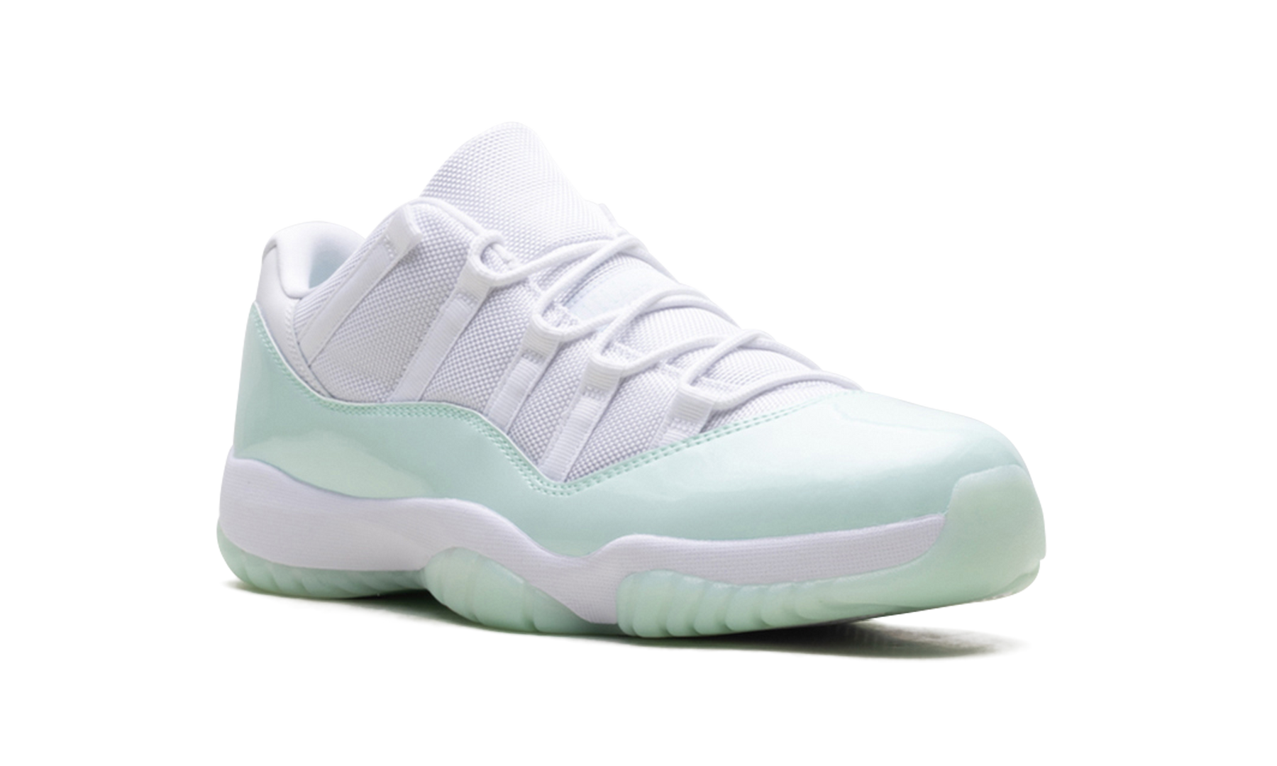 Air Jordan 11 Low WMNS Igloo AH7860 103