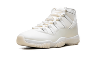 Air Jordan 11 WMNS Pearl AR0715 110