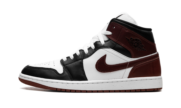 Jordan 1 Mid SE Dark Pony HF3216 102